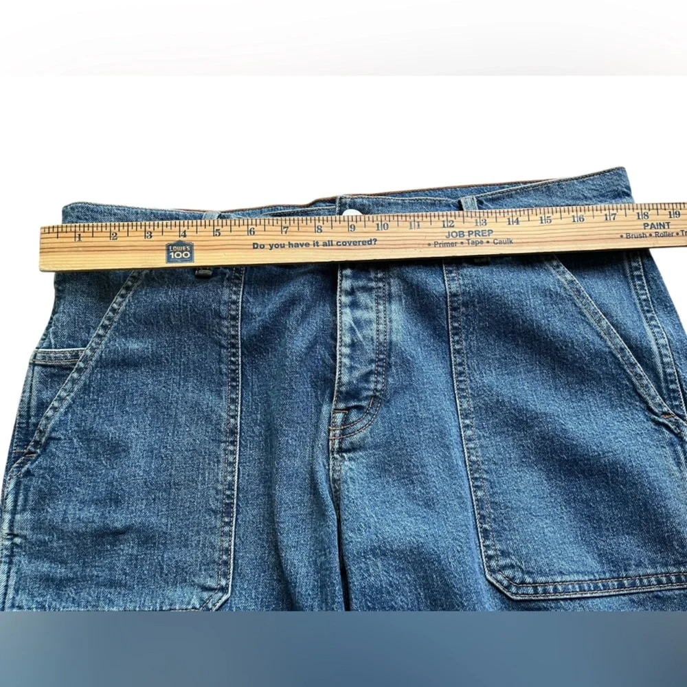 L.L. Bean men’s size 34×32 Signature Relaxed Fit Denim carpenter jeans